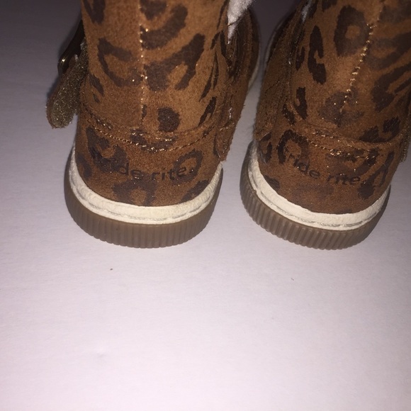 Girls Stride Rite Leopard Brown Boots 7 Kids - Picture 5 of 7